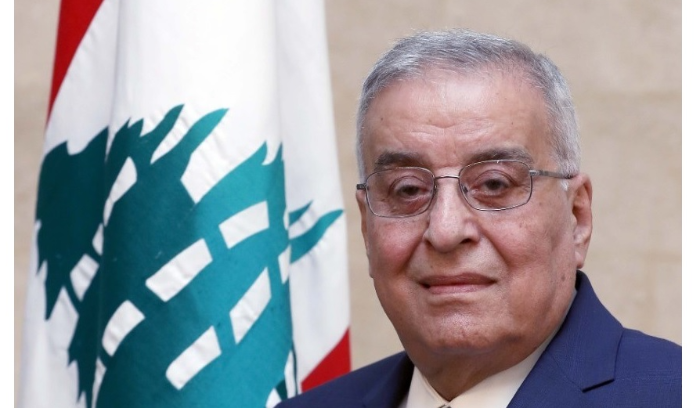 وزير الخارجية يبلغ نظيره البرتغالي بضرورة الضغط على إسرائيل لوقف إطلاق النار