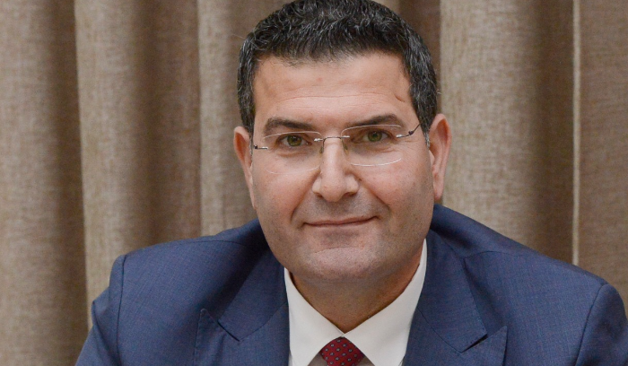 وزير الزراعة: عاد المزارعون برتبة مقاومين