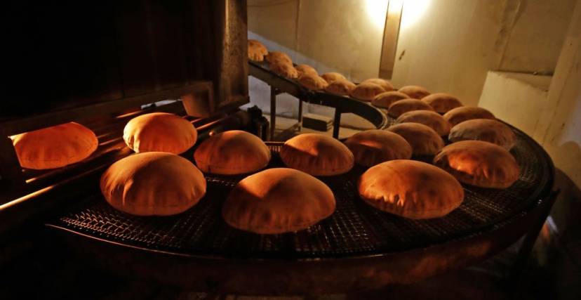 سرور: لا أزمة خبز طالما لم نذهب إلى حرب مفتوحة