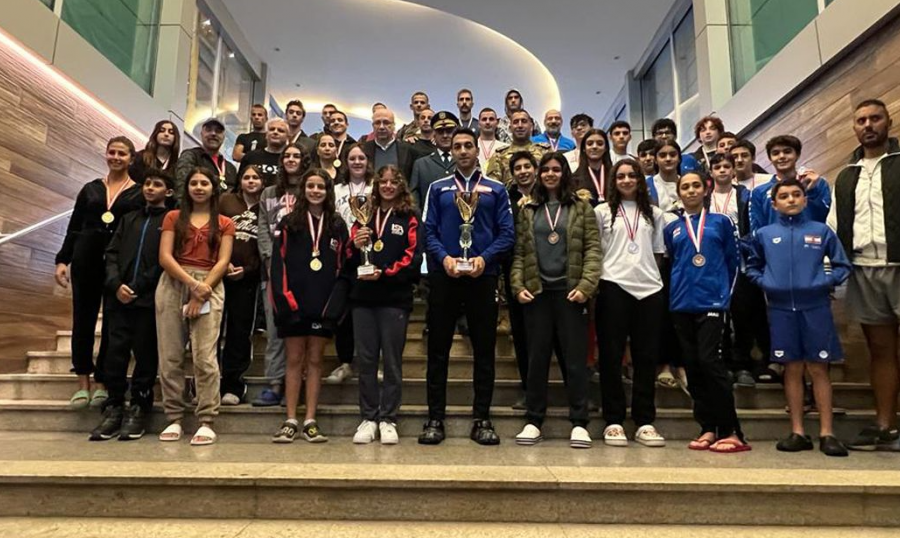 سيمون الدويهي وماريانا تكلي بطلا سباحة الاستقلال