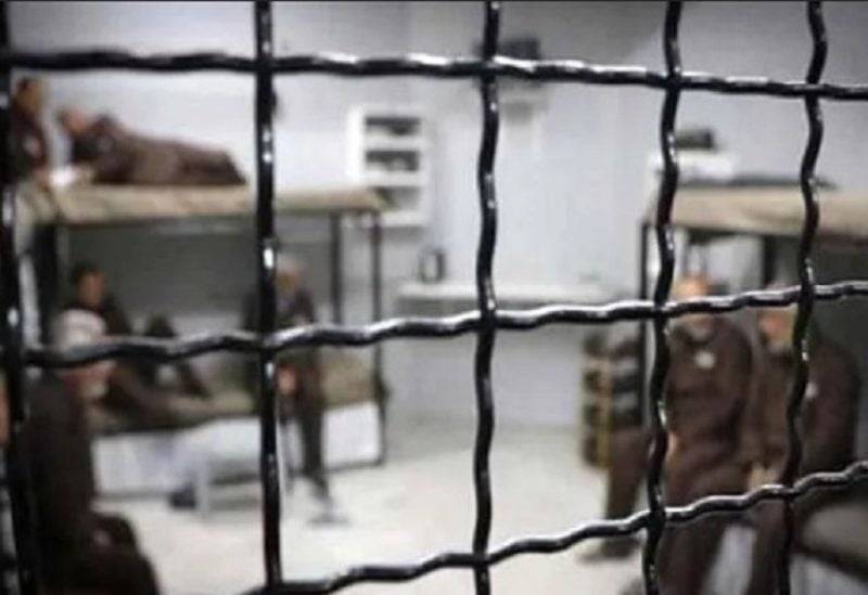 التواصل مع الإعلام ممنوع.. هكذا تستقبل إسرائيل الأسرى