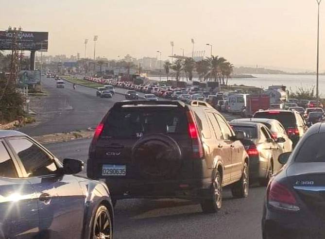 بعد سريان الهدنة.. مداخل الجنوب تزدحم بالعائدين!