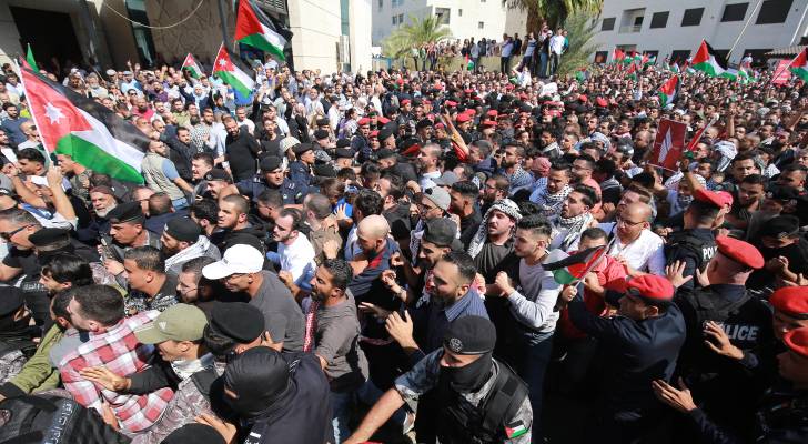 مسيرات جماهيرية حاشدة في عمان الأردن تضامناً مع غزة وتنديداً بالعدوان الاسرائيلي