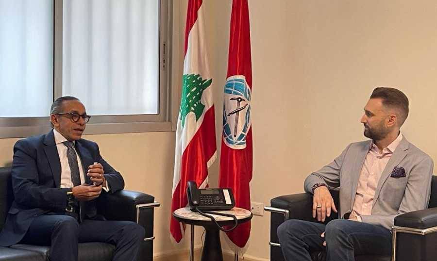 العدوان على غزة بين تيمور جنبلاط والسفير المصري