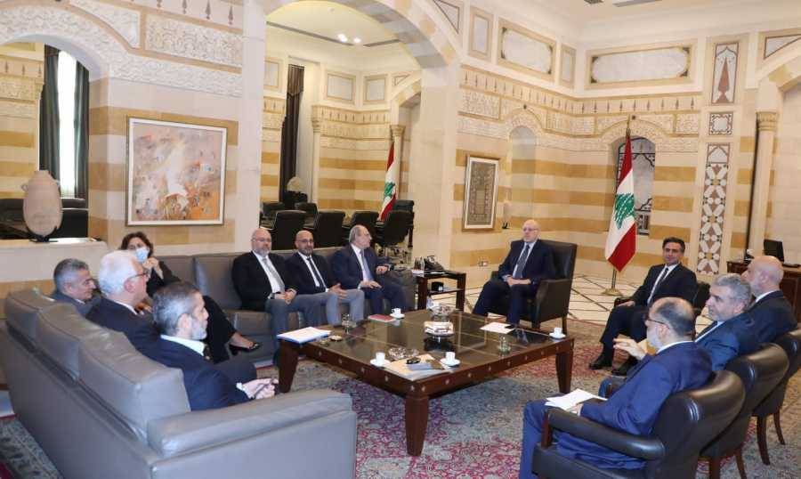 ميقاتي عقد لقاء تشاوريا مع الوزراء الذين حضروا الى السراي