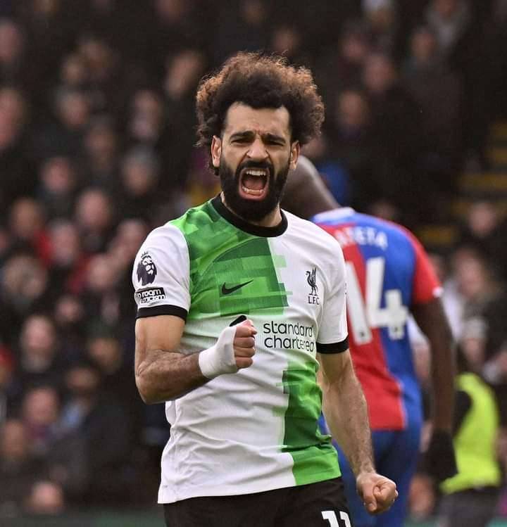 صلاح يصنع التاريخ ويدخل قائمة 