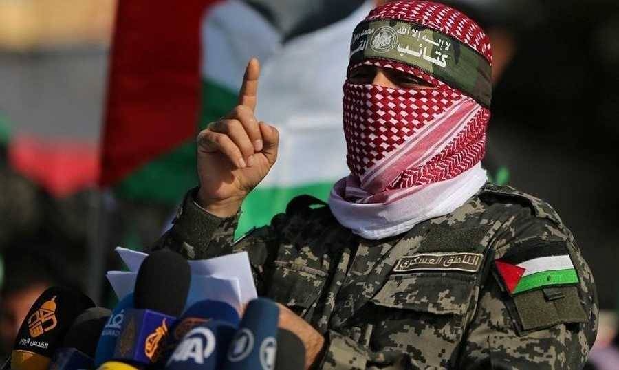 أبو عبيدة يعلن فقدان الاتصال بمجموعة مسؤولة عن  أسرى إسرائيليين ويُرجّح مقتلهم