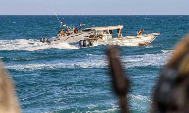 أمبري البريطانية للشحن البحري: 3 صواريخ أطلقت من تعز اليمنية تجاه سفينة