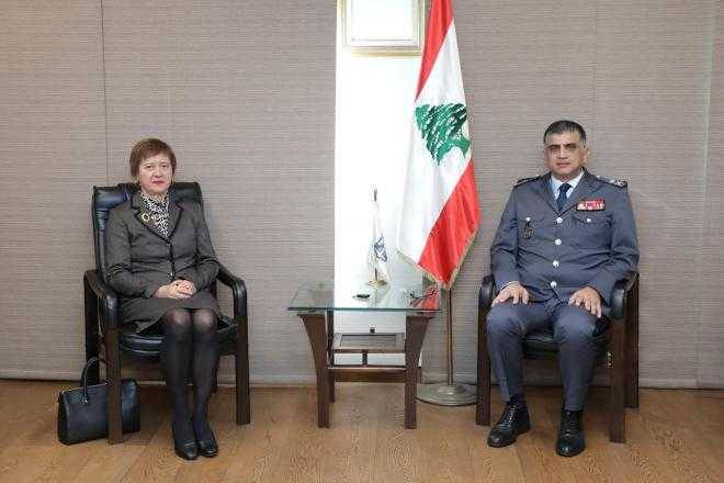 عثمان عرض الاوضاع مع فرونتسكا