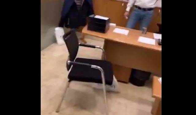 مودع يقتحم مصرفا في المشرفية