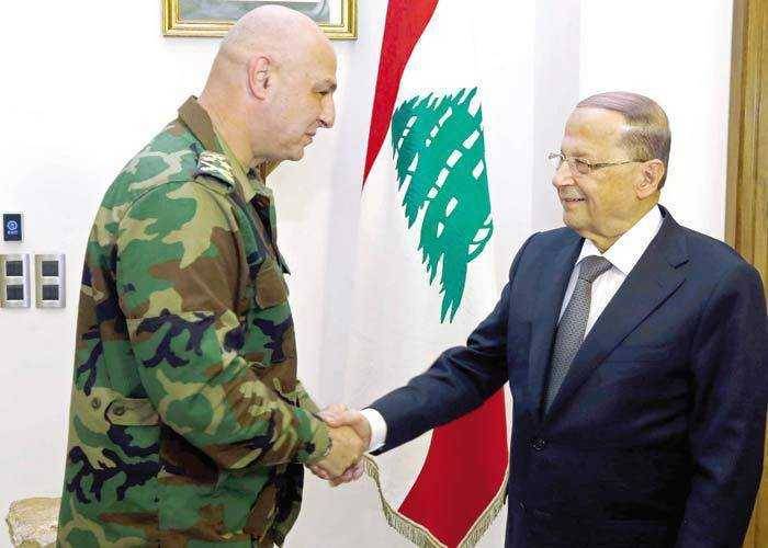 قائد الجيش يزور عون