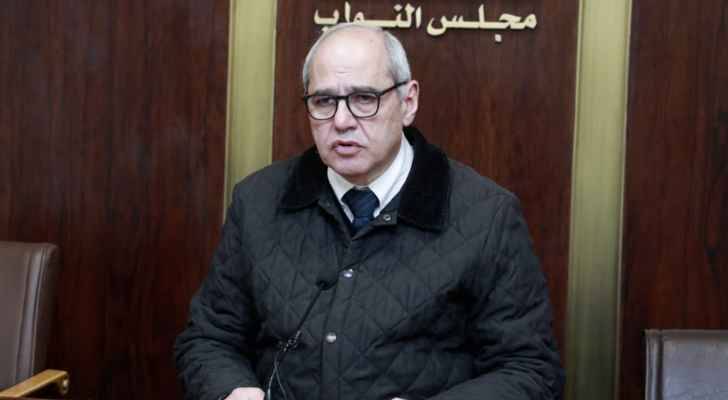 خلف: لجلسة مفتوحة بنصاب 128 نائبا بدورات متتالية لا يقفَل محضرها إلا بإعلان انتخاب رئيس