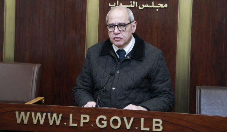 خلف : انه الانقلاب القاتل