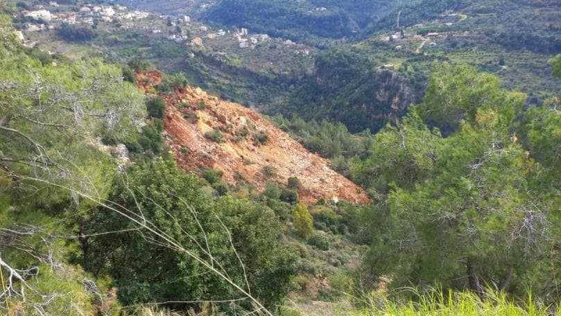 جبل يزحل في سرجبال.. ونداء من الأهالي