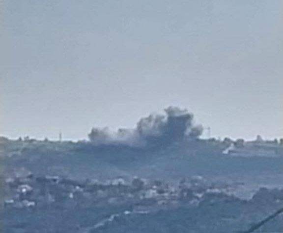 سلسلة غارات تستهدف مروحين وراميا وطيرحرفا وشيحين وفرق الدفاع المدني تهرع إلى الأماكن المستهدفة