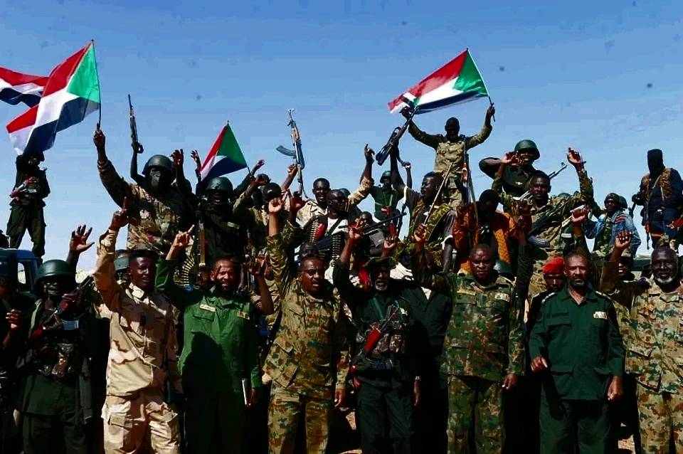 صحيفة سودانية: استخبارات الجيش السوداني تعتقل عدداً من الضباط في أم درمان بتهمة الإعداد لانقلاب