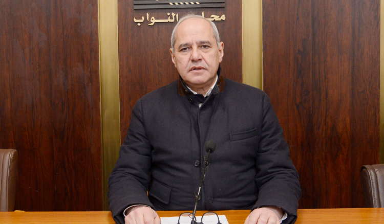خلف يدعو النواب إلى انتخاب رئيس 