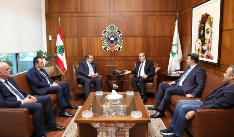 البيسري يبحث والمستشار الأمني لوزير الداخلية العراقي في سبل التعاون