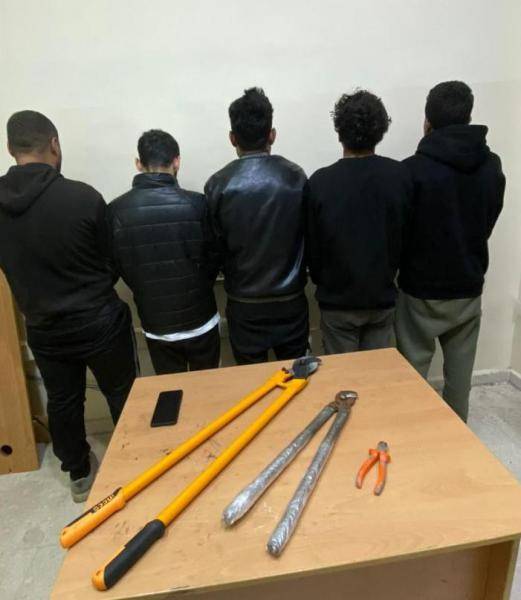 بمكمن محكم.. عصابة سرقة في قبضة 