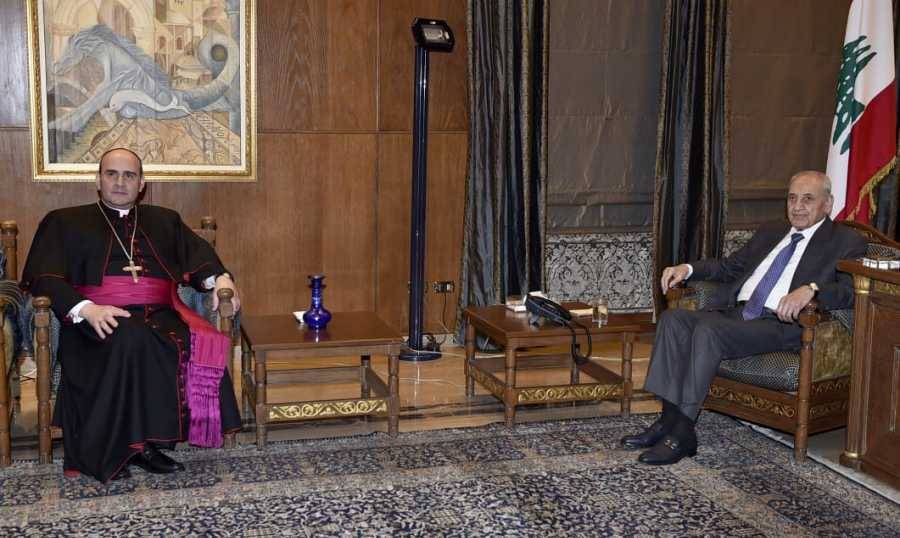 بري يستقبل السفير البابوي وجوشا ورشدي