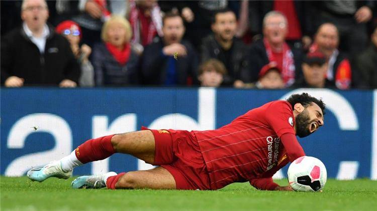 إصابة صلاح تقلق ليفربول.. والأنظار تتجه نحو 