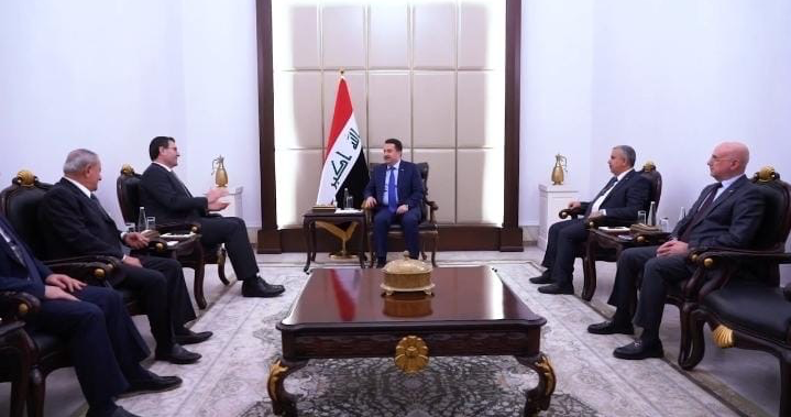 الحاج حسن يعرض مع رئيس الحكومة العراقية تعزيز العلاقات الزراعية بين البلدين