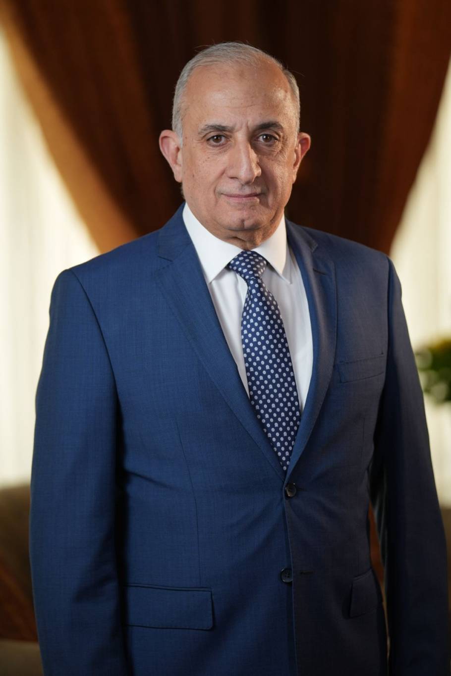 خلدون الشريف يناشد وليد جنبلاط التدخل لحلّ أزمة طالبات ثانوية فضل مقدم: ما هكذا تورد الإبل يا معالي الوزير!