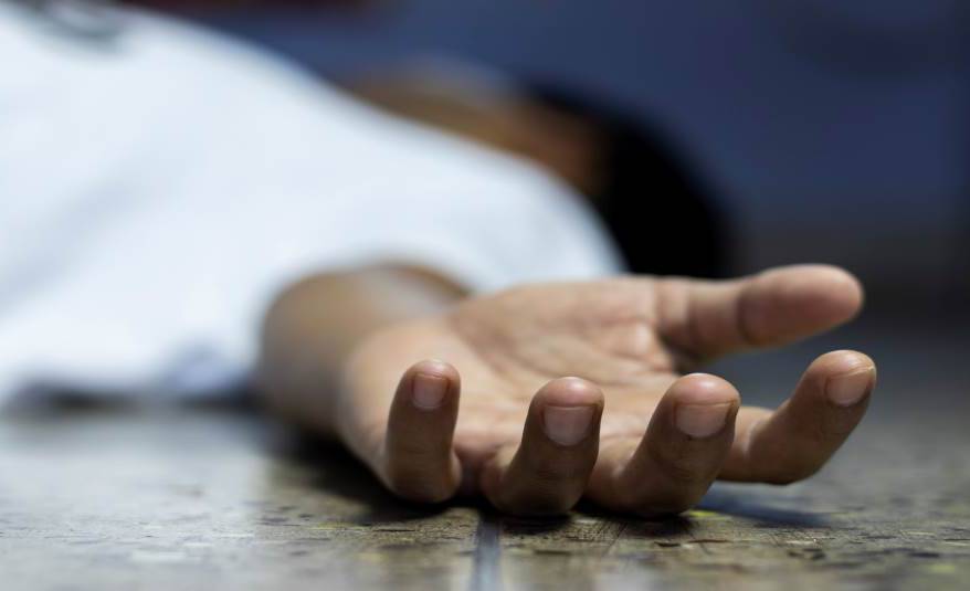 جثة مدير مدرسة داخل مدرسته في وادي الزينة وآثار دماء ترجّح 