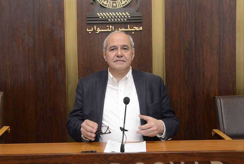 خلف: حضور النواب الى المجلس ضرورة إنقاذية إن أردنا بقاء الجمهورية