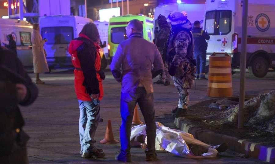 حصيلة قتلى هجوم موسكو ترتفع.. ميدفيديف لقادة أوكرانيا: الموت مقابل الموت