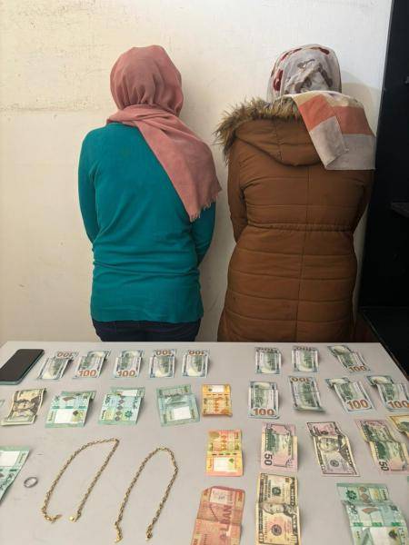 شقيقتان تبيعان ذهباً مغشوشاً