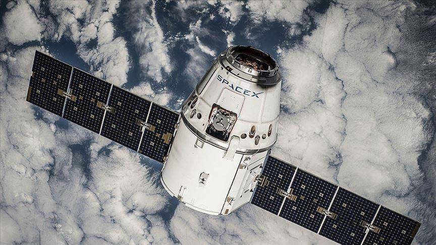 رويترز عن مصادر: SPACE X تعمل على بناء مئات أقمار التجسس الصناعية بموجب عقد سري حكومي
