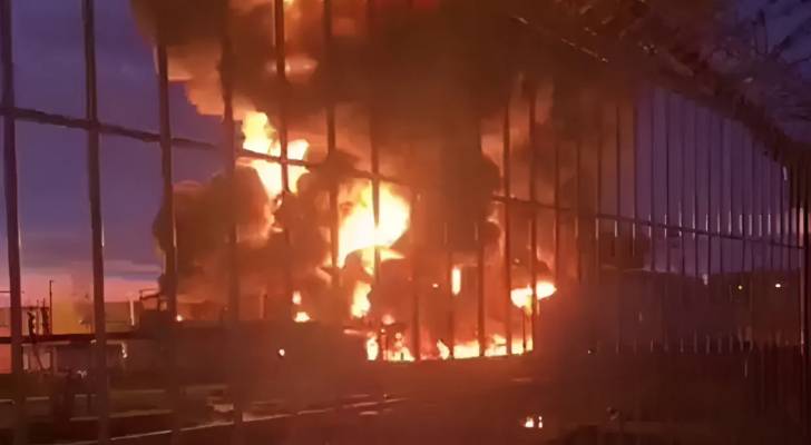 اندلاع النيران في منشآت روسية للطاقة إثر هجمات بمسيّرات