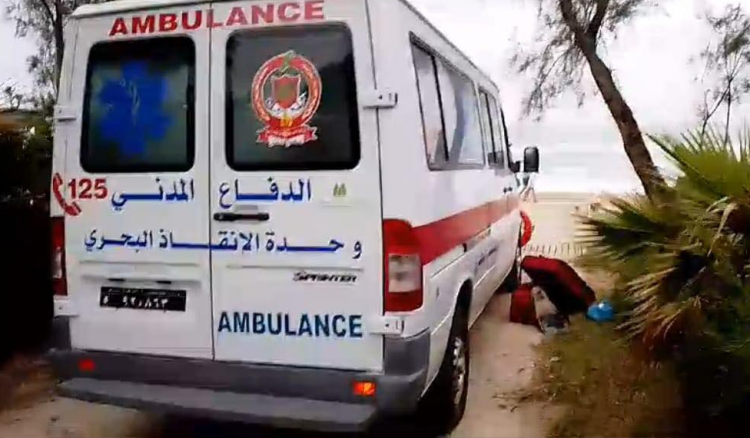 إنقاذ مواطنين من الغرق مقابل شاطئ جبيل