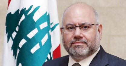 الأبيض: العاملون المتفانون يستحقون الثناء والدعم