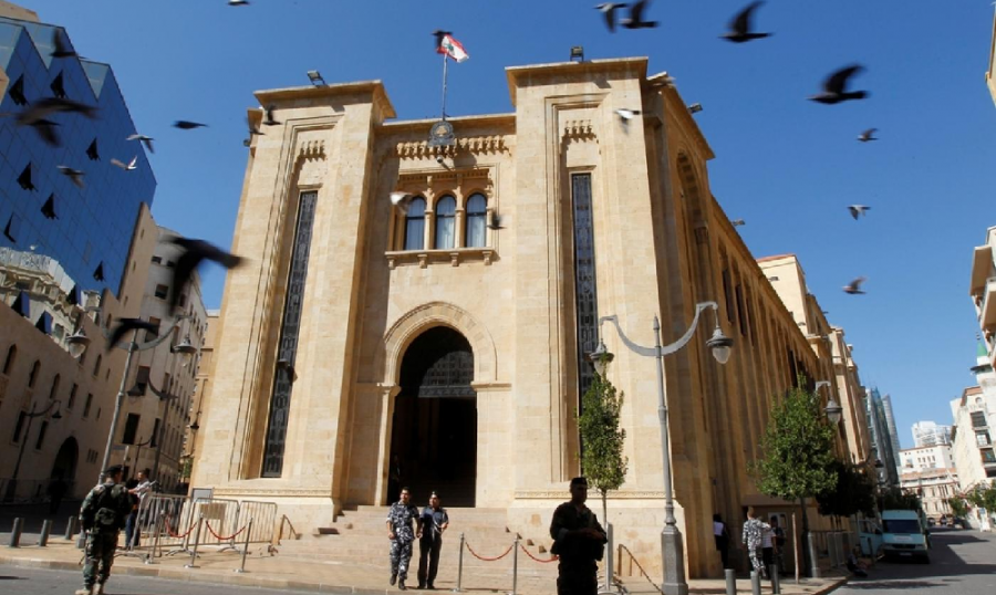 العين على 