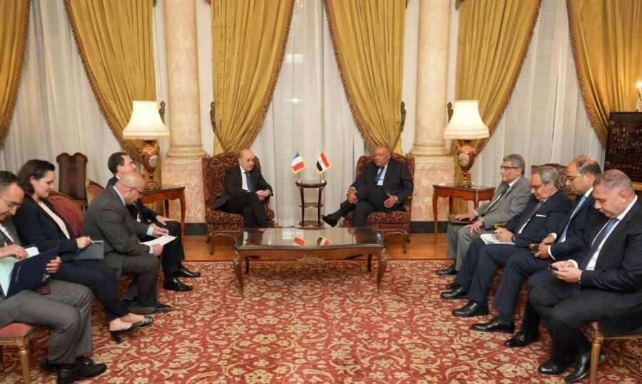 شكري التقى لودريان: الأزمة الإقليمية تدفع بأهمية إنهاء الفراغ الرئاسي في لبنان سريعاً