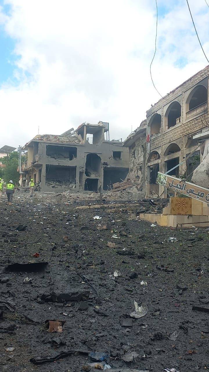 جريحان في الغارة على ميس الجبل