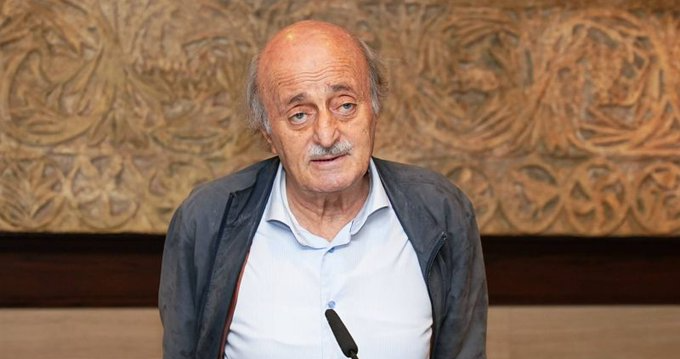 جنبلاط: إذا أراد جعجع إثبات نفسه كزعيم للمعارضة فليفعل ذلك من دوننا