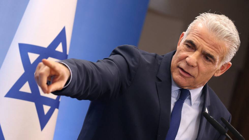 لابيد: نتنياهو والمقربون منه يهتمون فقط ببقائهم السياسي