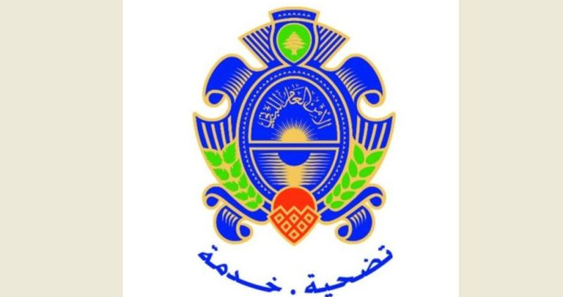 دهم محال في سوق الهرمل أصحابها سوريون وختم بعضها بالشمع الأحمر