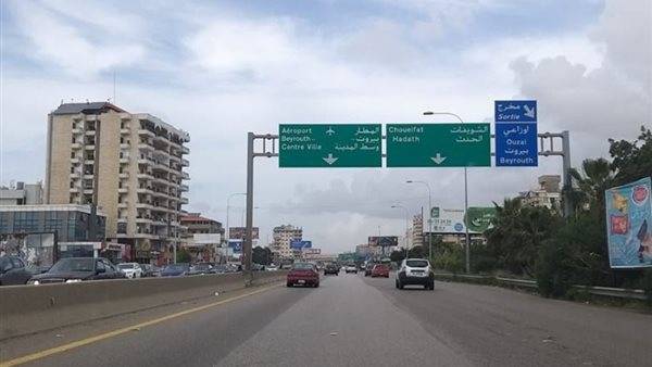تسرب زيوت على أوتوستراد خلدة باتجاه بيروت