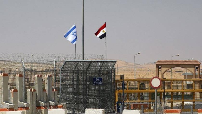 تبادل إطلاق نار بين جنود إسرائيليين ومصريين.. ماذا حصل؟