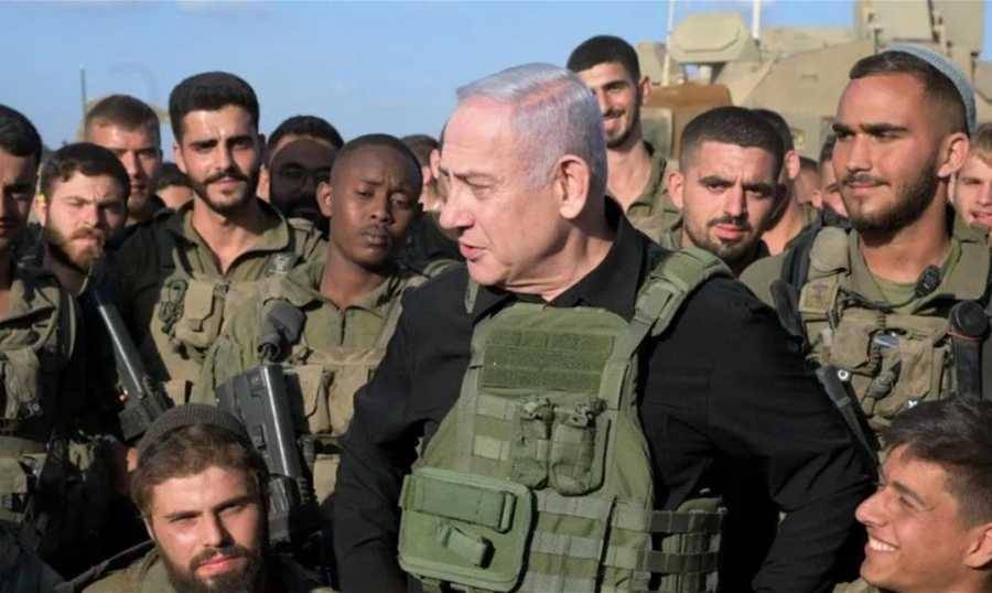 نتنياهو من الحدود مع لبنان: ملتزمون بإعادة السكان سالمين إلى منازلهم
