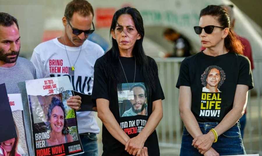 آلاف المتظاهرين يحتشدون في إسرائيل للمطالبة بإجراء انتخابات مبكرة