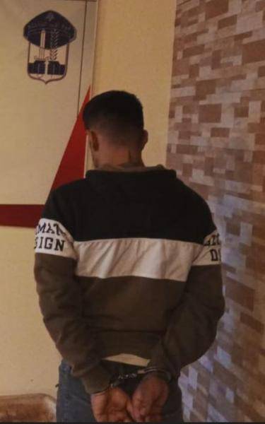 يقوم بسرقة دراجات آلية وبيعها
