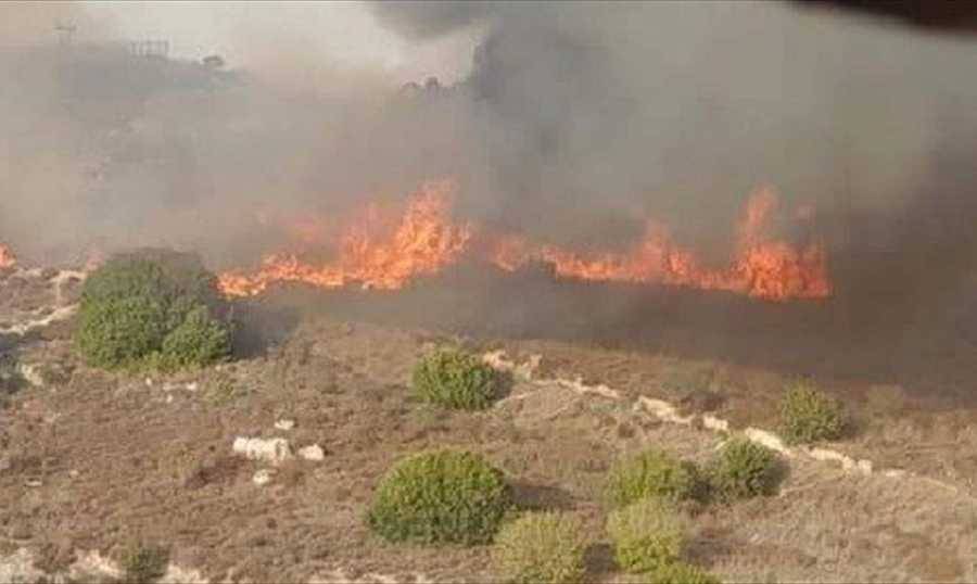 جبهة الجنوب.. حريقٌ كبير قرب موقعين للجيش اللبناني واليونيفيل بمحاذاة الخط الأزرق
