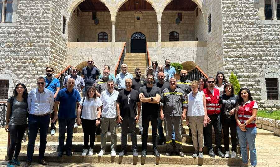 وزير البيئة أطلق من بكفيا وبسكتنا وبيت مري الحملة الوطنية للوقاية
والحد من حرائق الغابات تحت شعار 