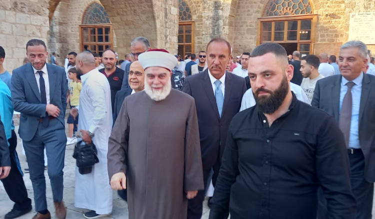 إمام في خطبة العيد: لا يمكن ان يقبل احد بدعوات الانحراف والشذوذ