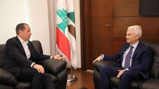سامي الجميل يعرض للمستجدات مع السفير الإيطالي الجديد